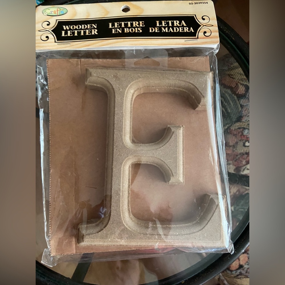 ‘E’ Wooden Letter